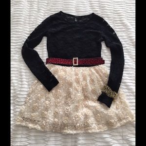 Ivory, rose bud mini skirt