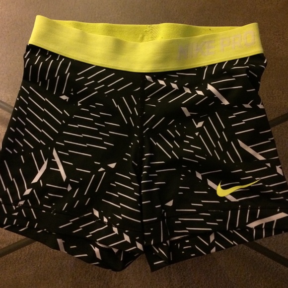 Nike Pro Spandex Small