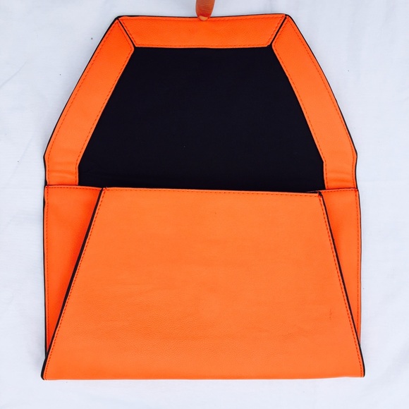 Zara - Picture 3 of 3