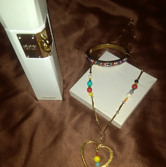 UNIQUE Hold heart necklace matching bracelet with - Picture 3 of 3