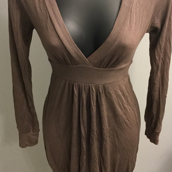 Taupe dress - Picture 2 of 3