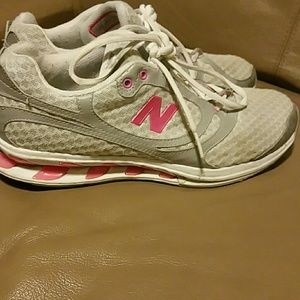 Used New Balance The training Collection