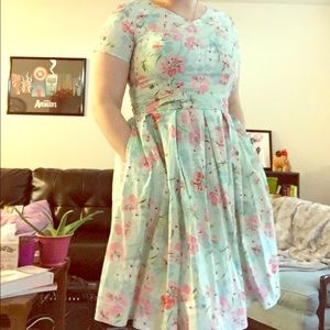 NWOT Retro floral dress with POCKETS 😍