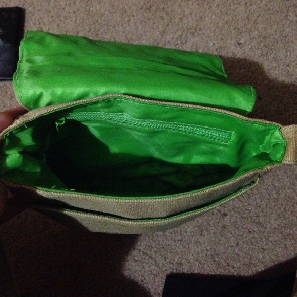 Purse - Picture 4 of 4