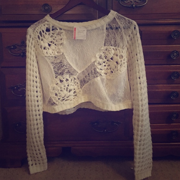 Tildon Long Sleeve Crop Top S