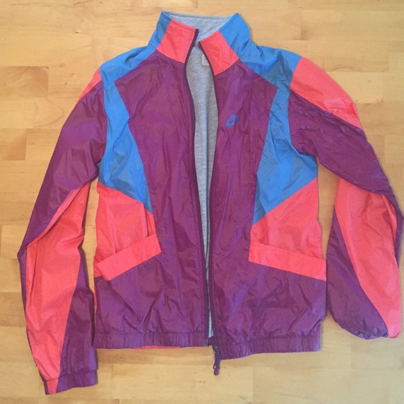 Retro Nike sportswear jacket