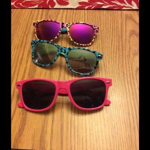 Bundle of sunglasses