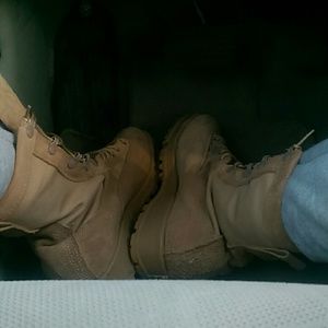 Meet your Posher, Wayne