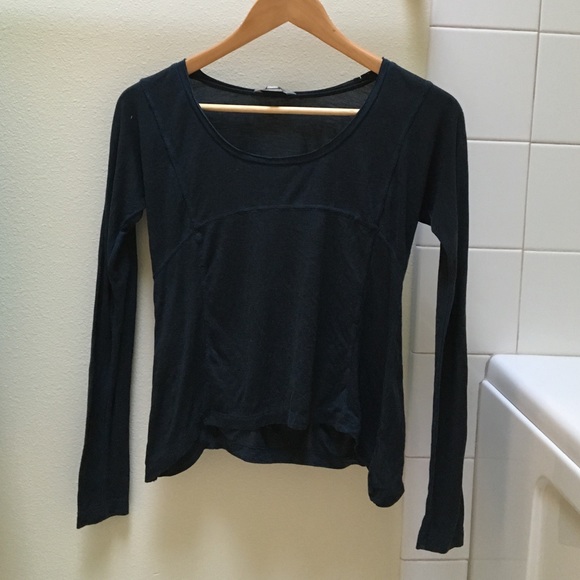 Navy long sleeved top