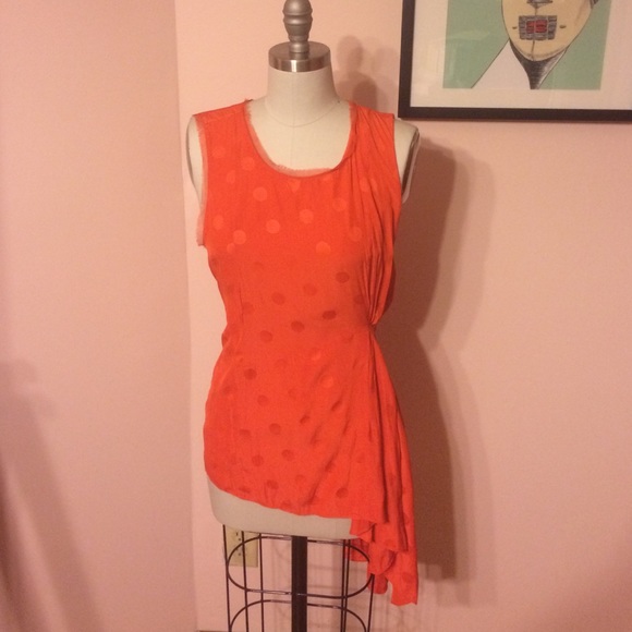 Elizabeth & James asymmetrical party top