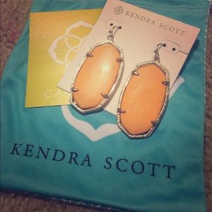 Kendra Scott orange/coral in Danielle style