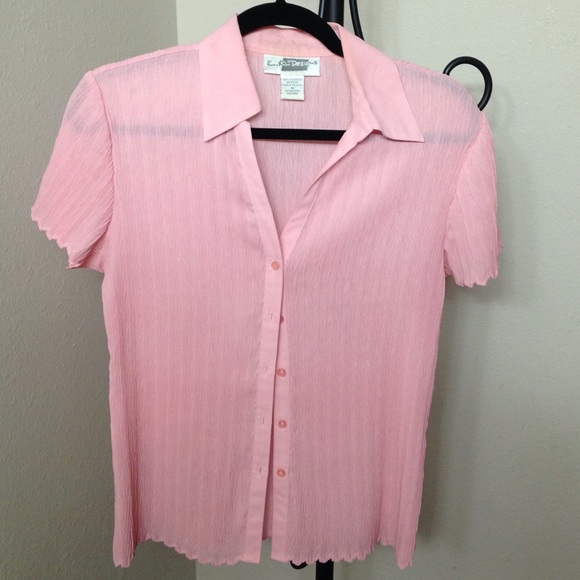 Lt. pink blouse