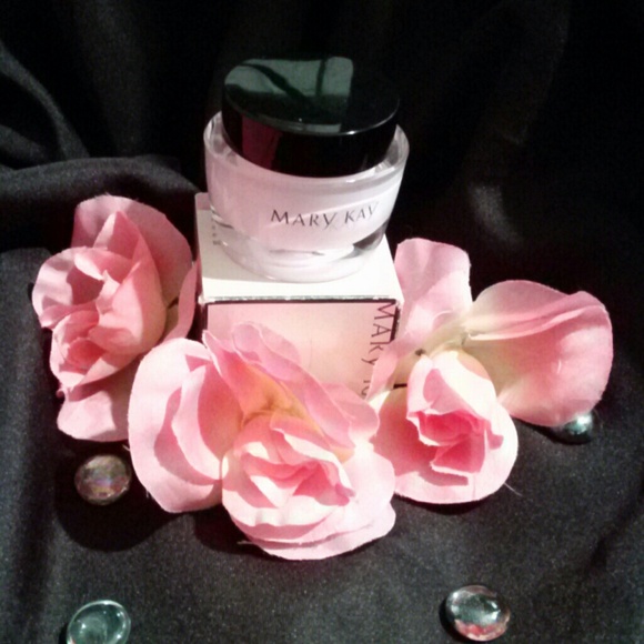 Mary Kay Intense Moisturizing Cream