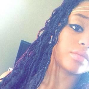 Meet your Posher, Malena