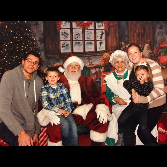 Meet your Posher, Ashley - Picture 1 of 1