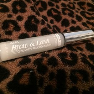 Brow & Lash Growth Accelerator