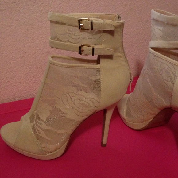 Nude suede lace booties!!!