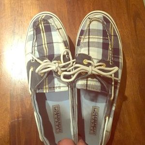 Sperry topsider blue plaid boat shoes
