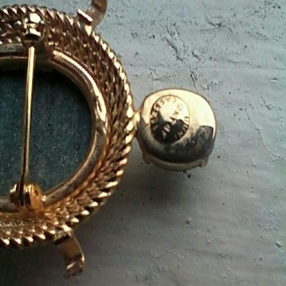 BURT CASSELL 14K GF  TURTLE PENDANT PURE JADE - Picture 4 of 4