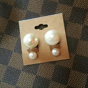 Pearl earrings