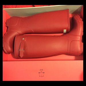 Hunter Women's Tall Military Red rain boots