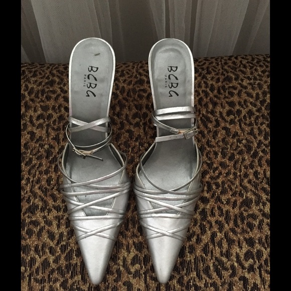 BCBG silver heel❤️❤️