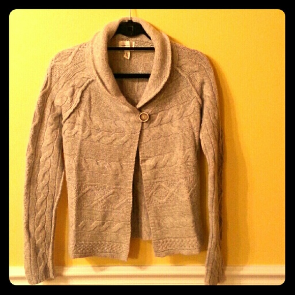 Gray cardigan