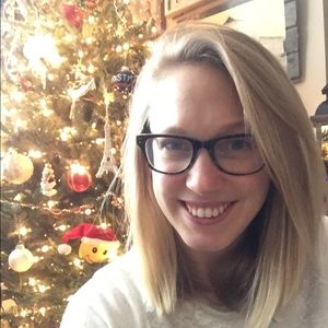 Meet your Posher, Rebecca