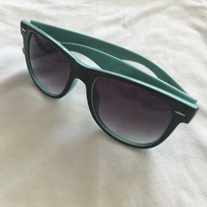 Cotton On wayfarer sunglasses