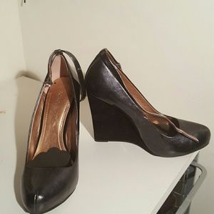 Metallic with black suede Wedge