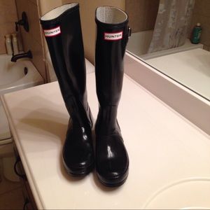 Black rain boots