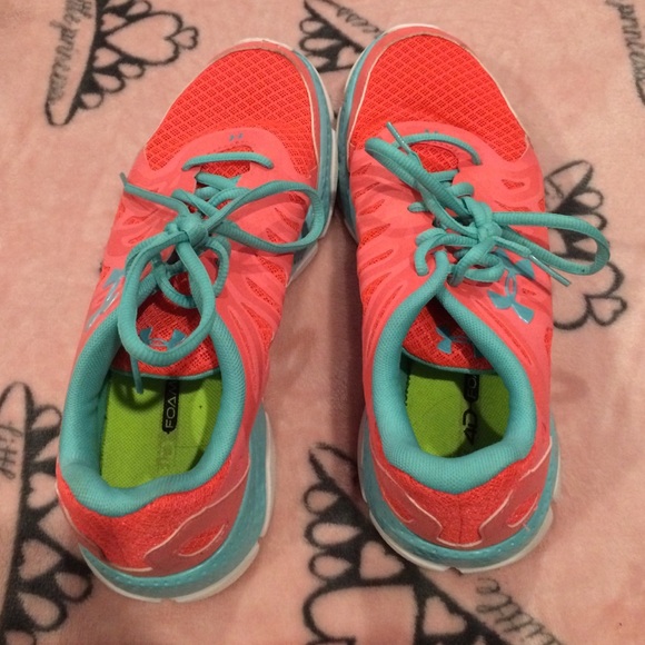 Under armor shoes