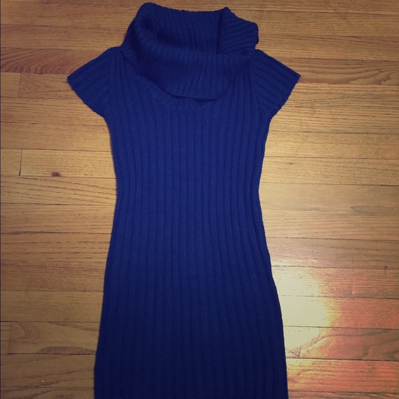 SOLD! Blue tunic sweater - Picture 1 of 2