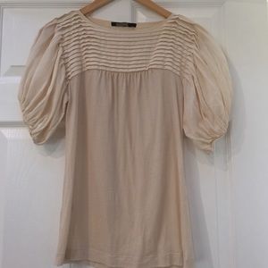 BCBGMAXAZRIA creme color top
