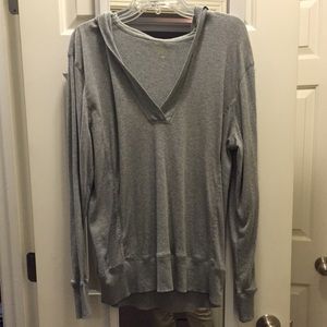 Old Navy hooded t-shirt