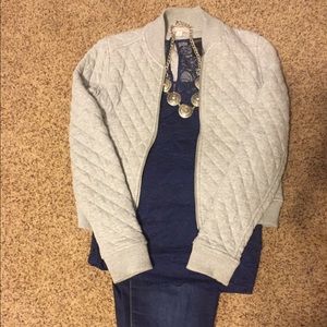 GAP grey quilted jacket