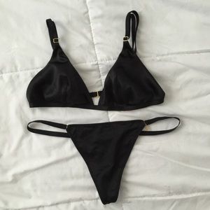 🔥VS Satin triangle BRALLETE + V-string set