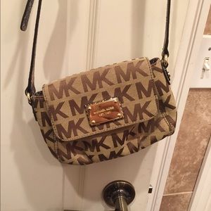Michael Kors crossbody purse