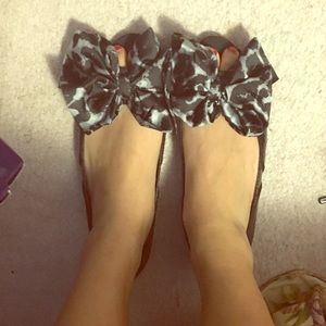 *REDUCED* Libby Edelman Black flats