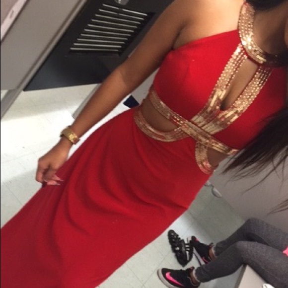 Dresses & Skirts - Joanna Chen prom dress NEED GONE NOW