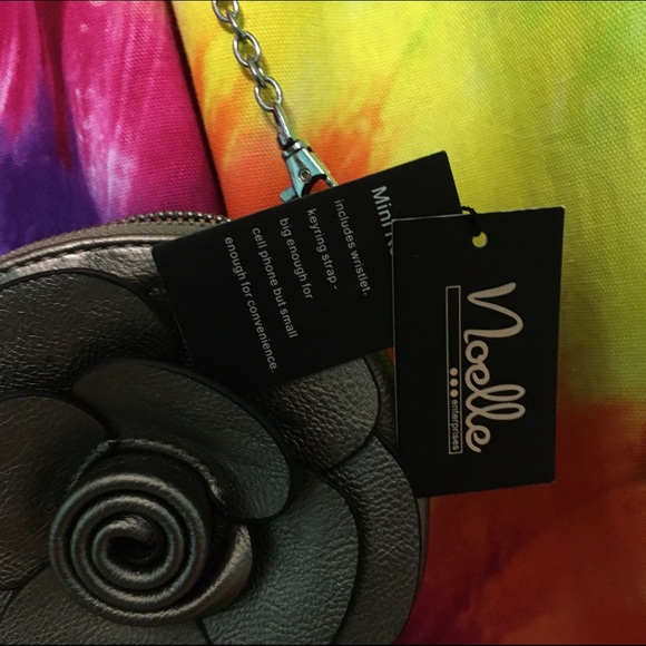 rose bag 💘 - Picture 2 of 3