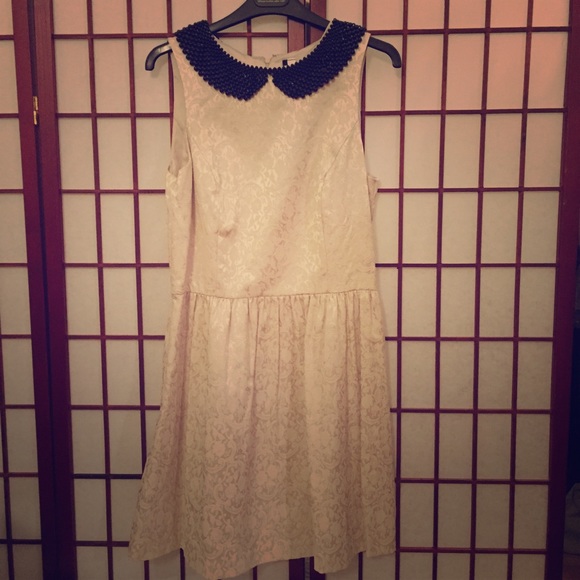 Kensie dress with cute beaded peter pan collar