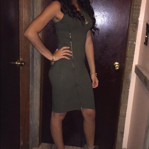 🔴SOLD🔴 Olive green dress