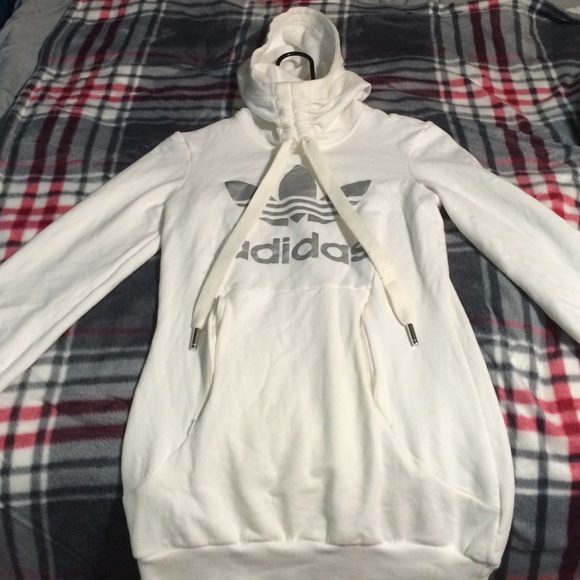 Adidas Tops - Adidas hoodie 🐵