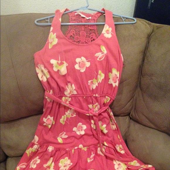 LC Lauren Conrad Dresses & Skirts - LC Lauren Conead coral floral print dress S