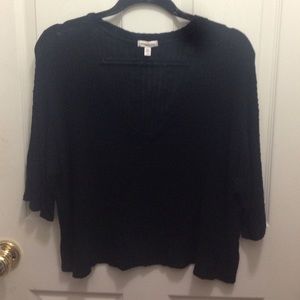 Black ribbed vneck knit sweater