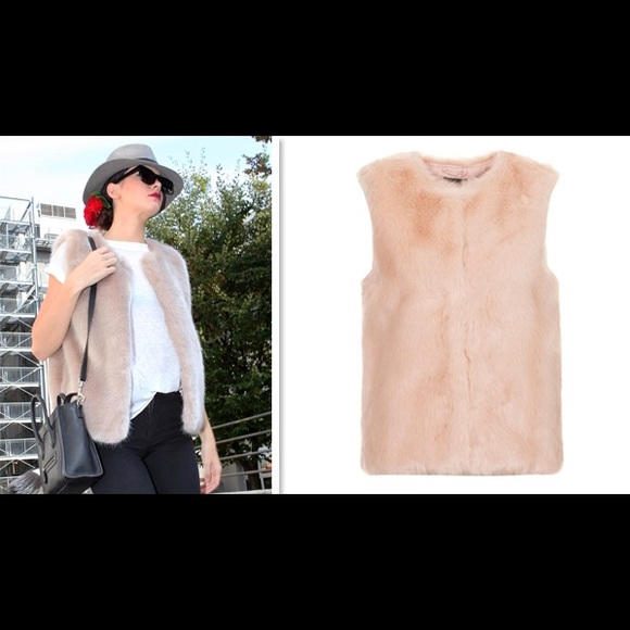 New Light Pink Topshop Faux Fur Vest - Picture 2 of 3