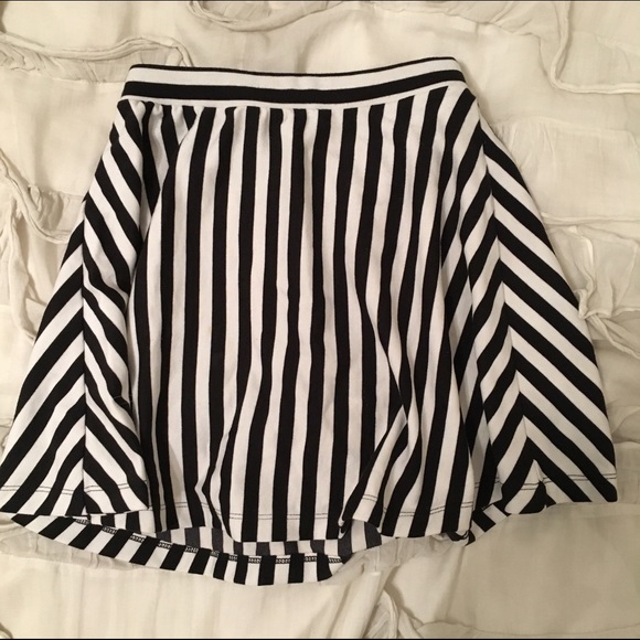 Black and White Striped Skater Skirt