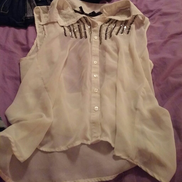 Tank top.