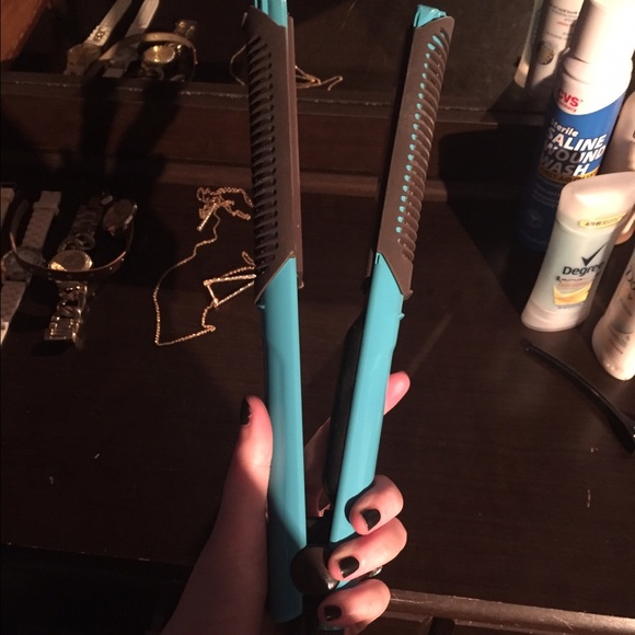 Hot iron straightener dual curling iron